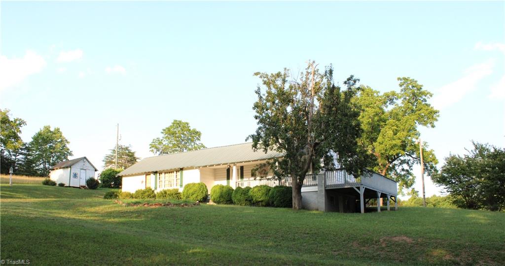 2541 Collinstown Road Property Photo 4