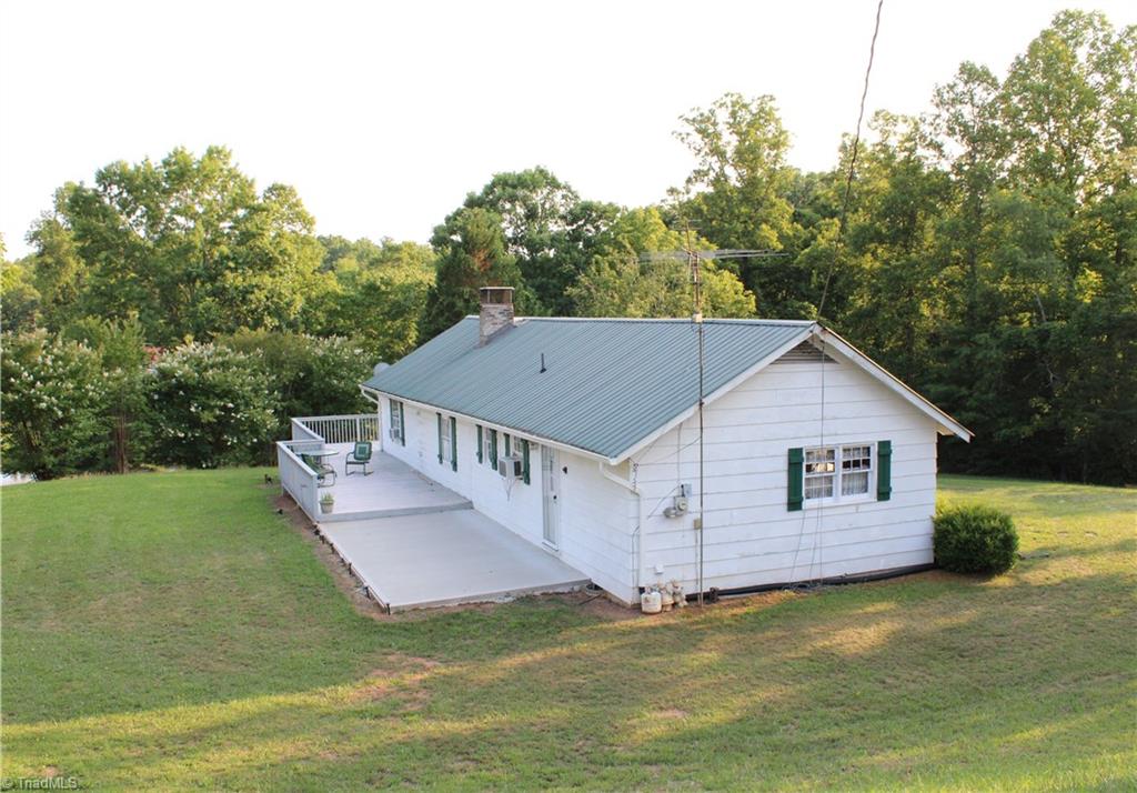2541 Collinstown Road Property Photo 5