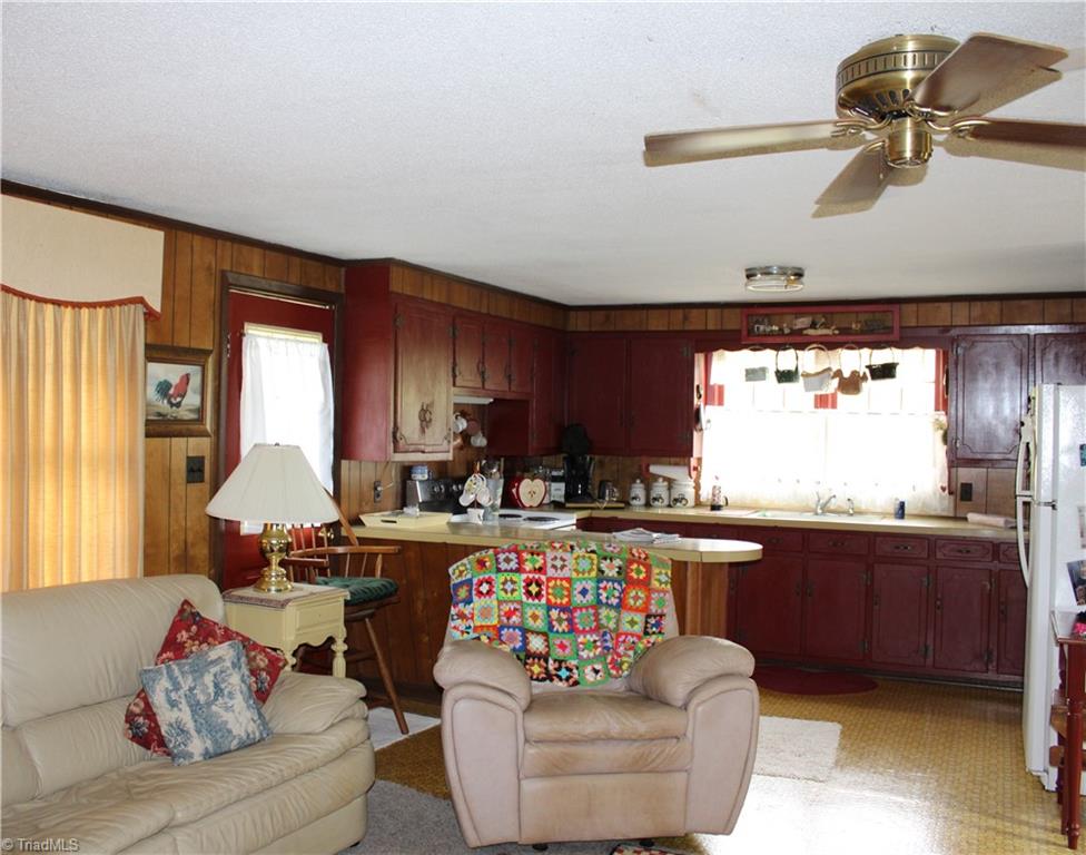 2541 Collinstown Road Property Photo 13