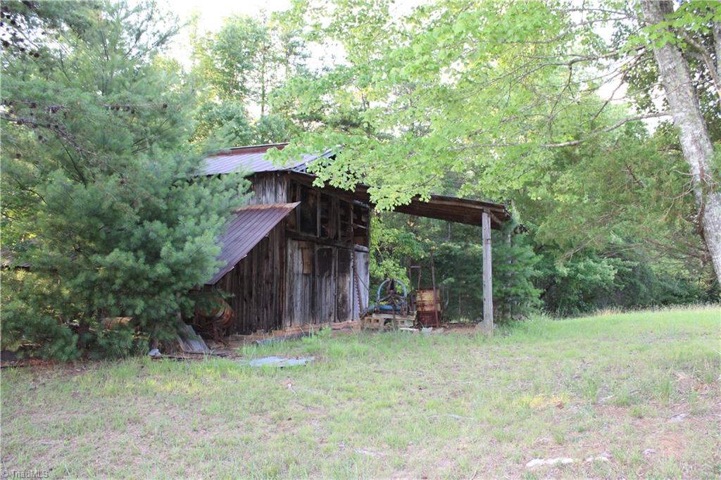 2541 Collinstown Road Property Photo 28