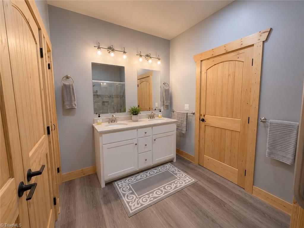 74 Forest Lane Property Photo 15