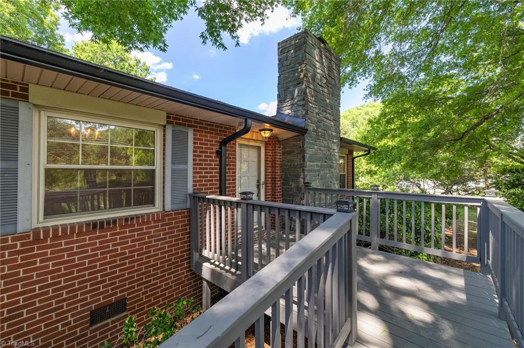 1327 Cox Avenue Property Photo 7