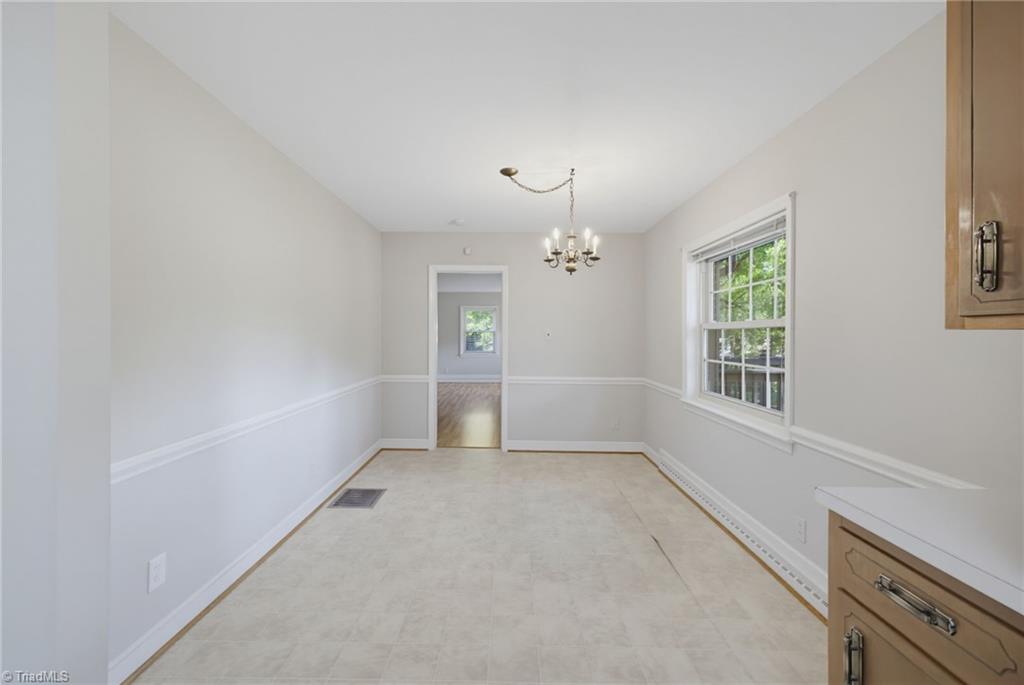 1327 Cox Avenue Property Photo 15
