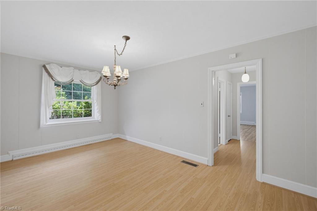 1327 Cox Avenue Property Photo 18