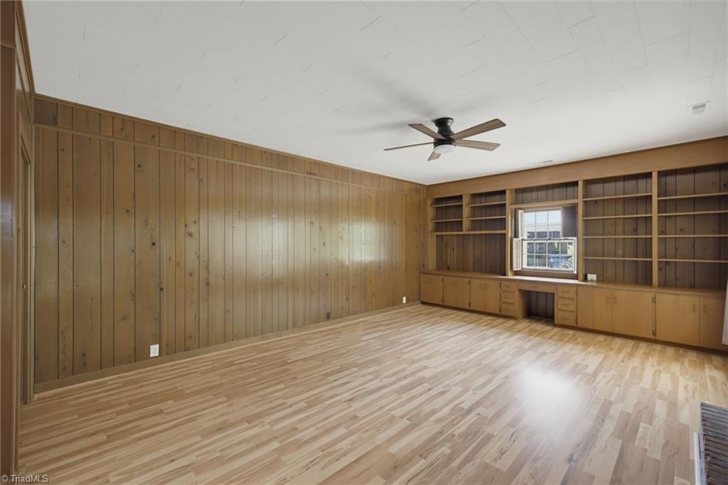 1327 Cox Avenue Property Photo 22