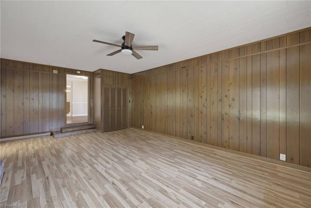 1327 Cox Avenue Property Photo 23