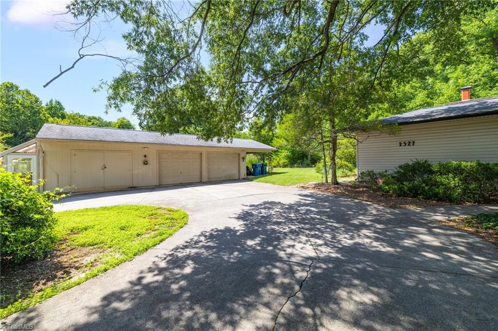 1327 Cox Avenue Property Photo 34