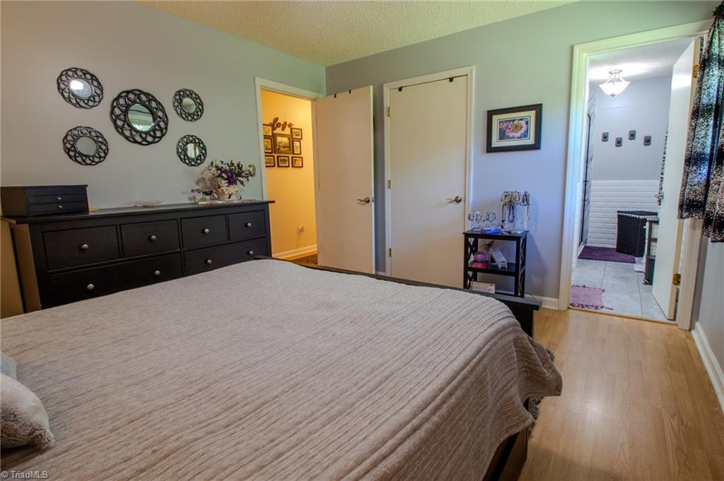 5736 Davis Road Property Photo 27