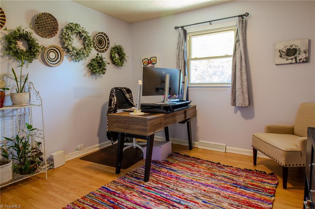 5736 Davis Road Property Photo 31