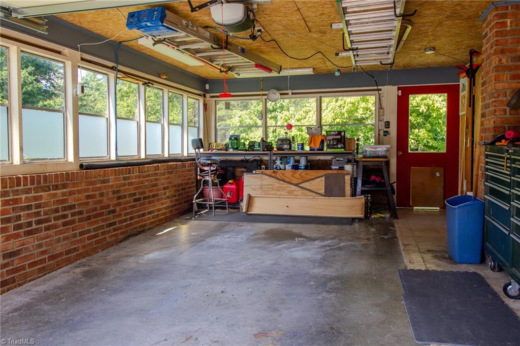 5736 Davis Road Property Photo 33