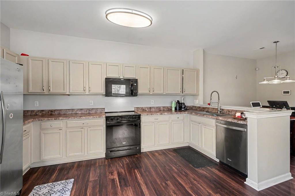 3813 Tarrant Trace Circle Property Photo 8