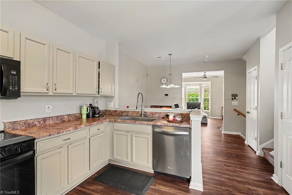 3813 Tarrant Trace Circle Property Photo 10