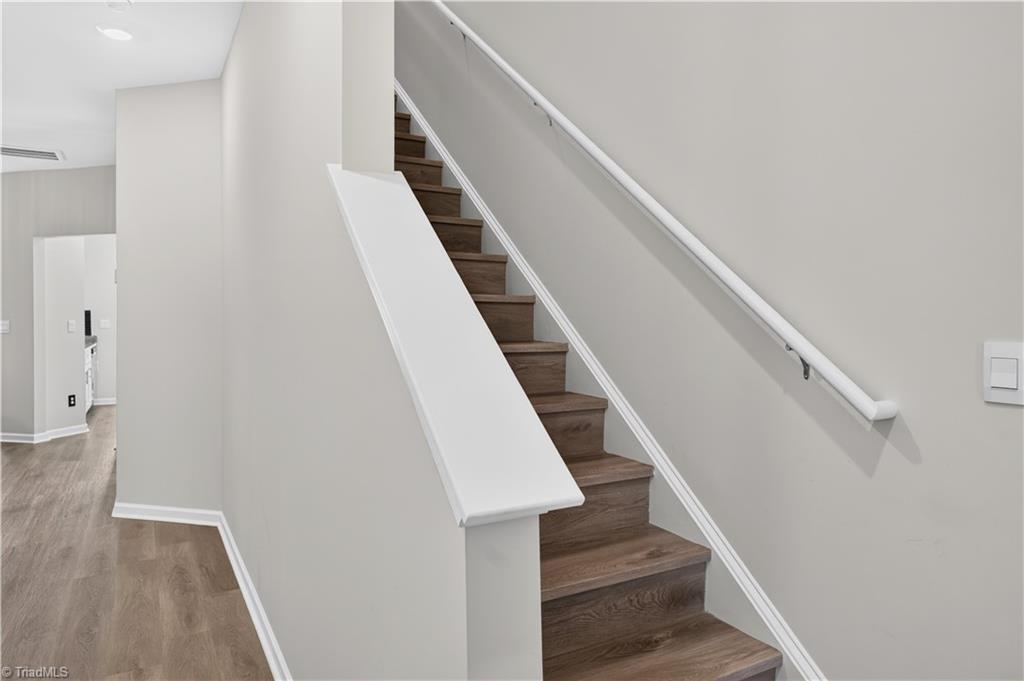 5408 Avery Drive Property Photo 3