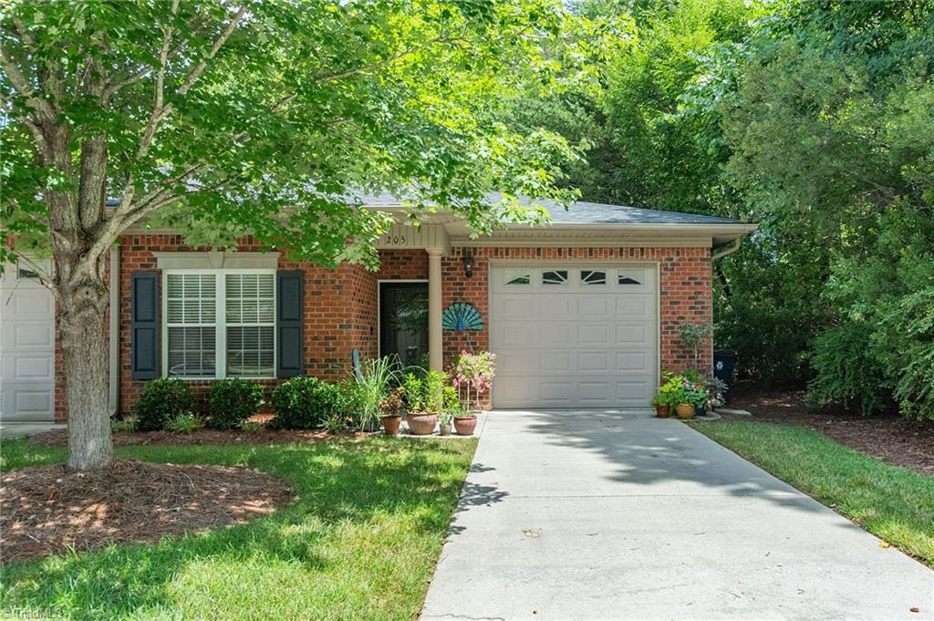 205 Chickadee Drive Property Photo 1