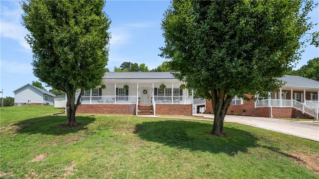 110 Larkspur Lane Property Photo 39