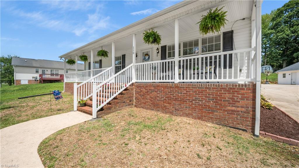 110 Larkspur Lane Property Photo 40