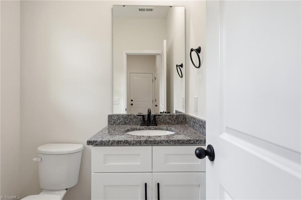 120 Maplewood Avenue Property Photo 12