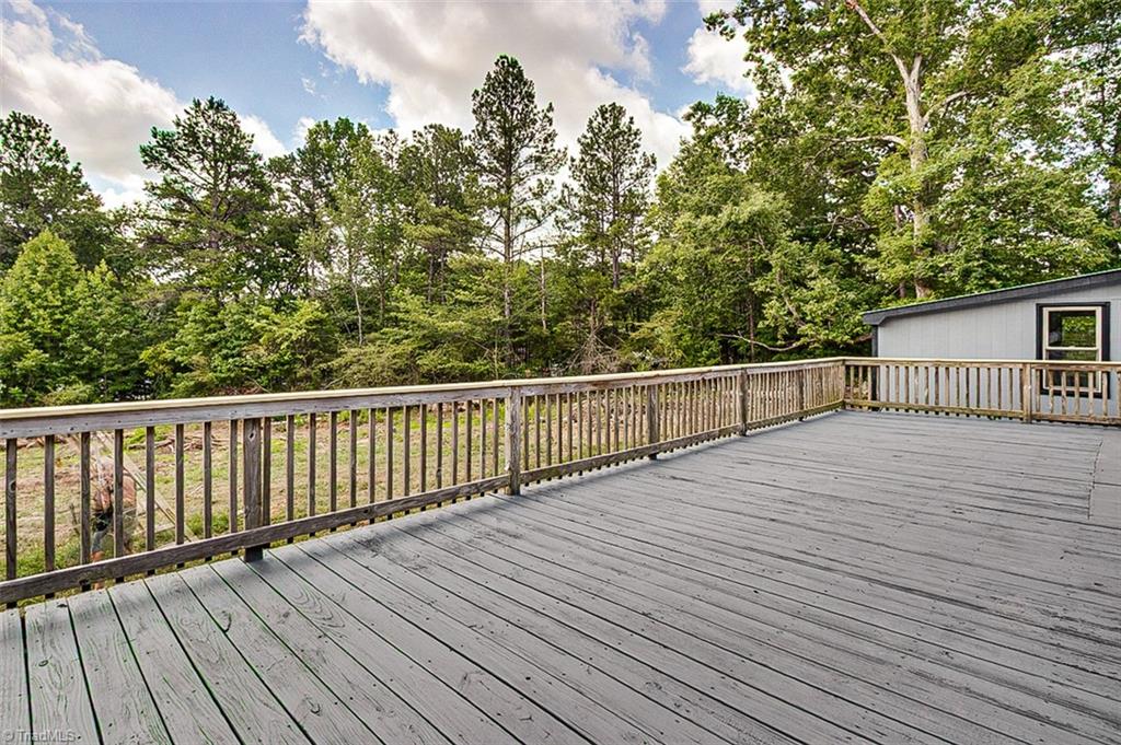 4864 Us Highway 220 Property Photo 3