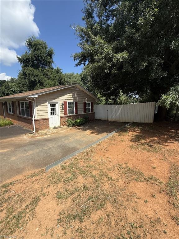 122 Redwood Bend Property Photo 2