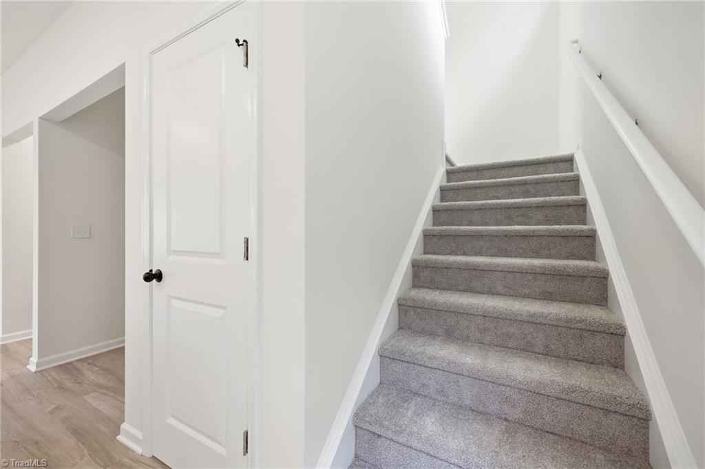 122 Maplewood Avenue Property Photo 13