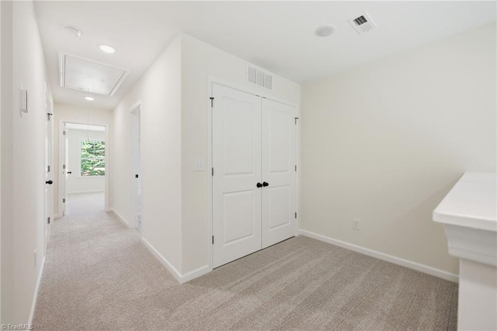 122 Maplewood Avenue Property Photo 15