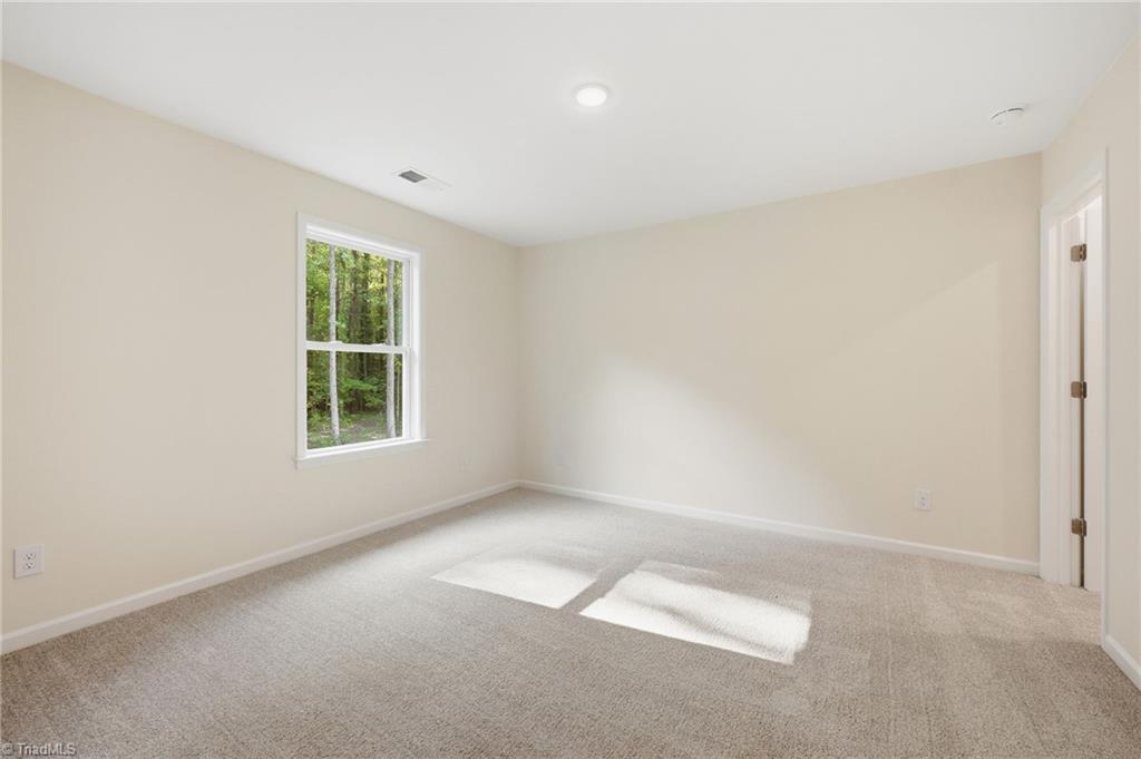 122 Maplewood Avenue Property Photo 16