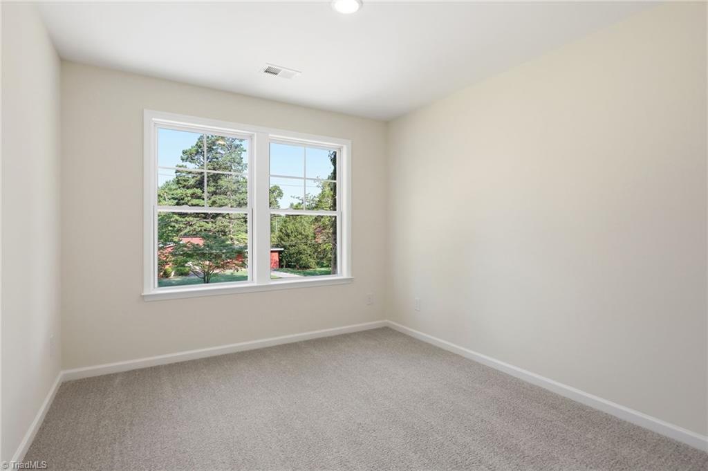 122 Maplewood Avenue Property Photo 22