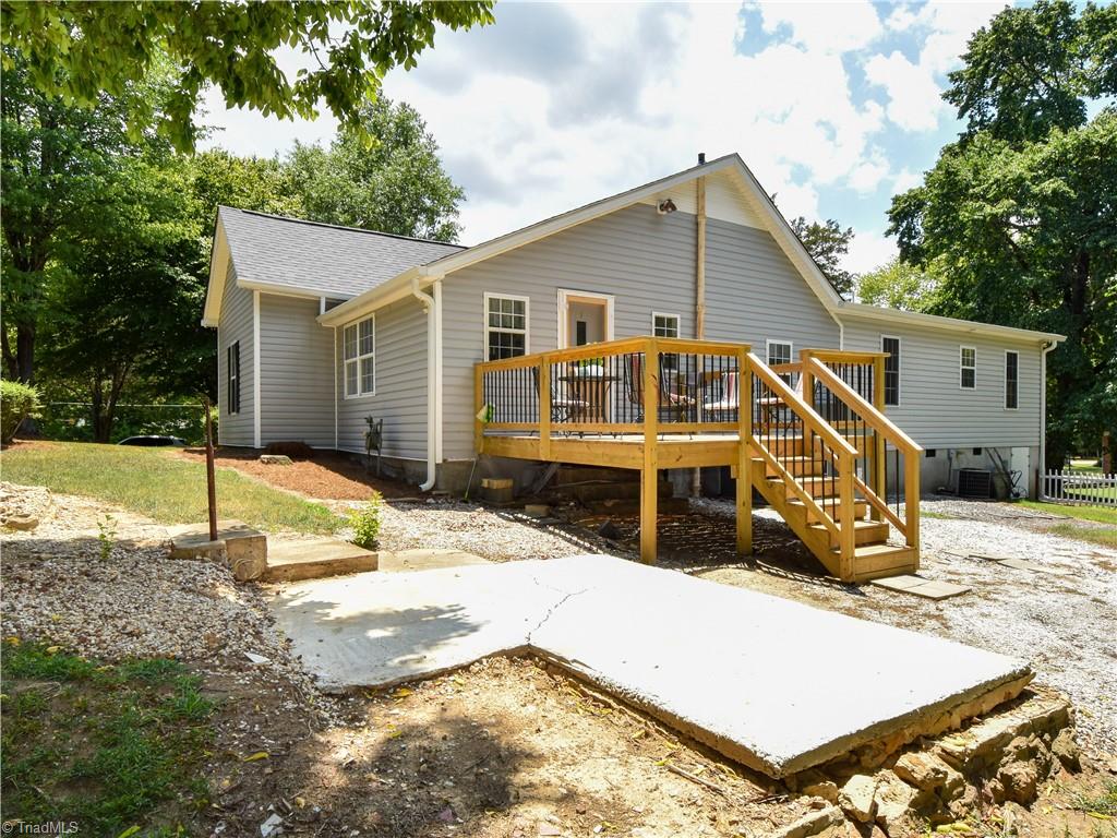 681 Sanford Avenue Property Photo 6
