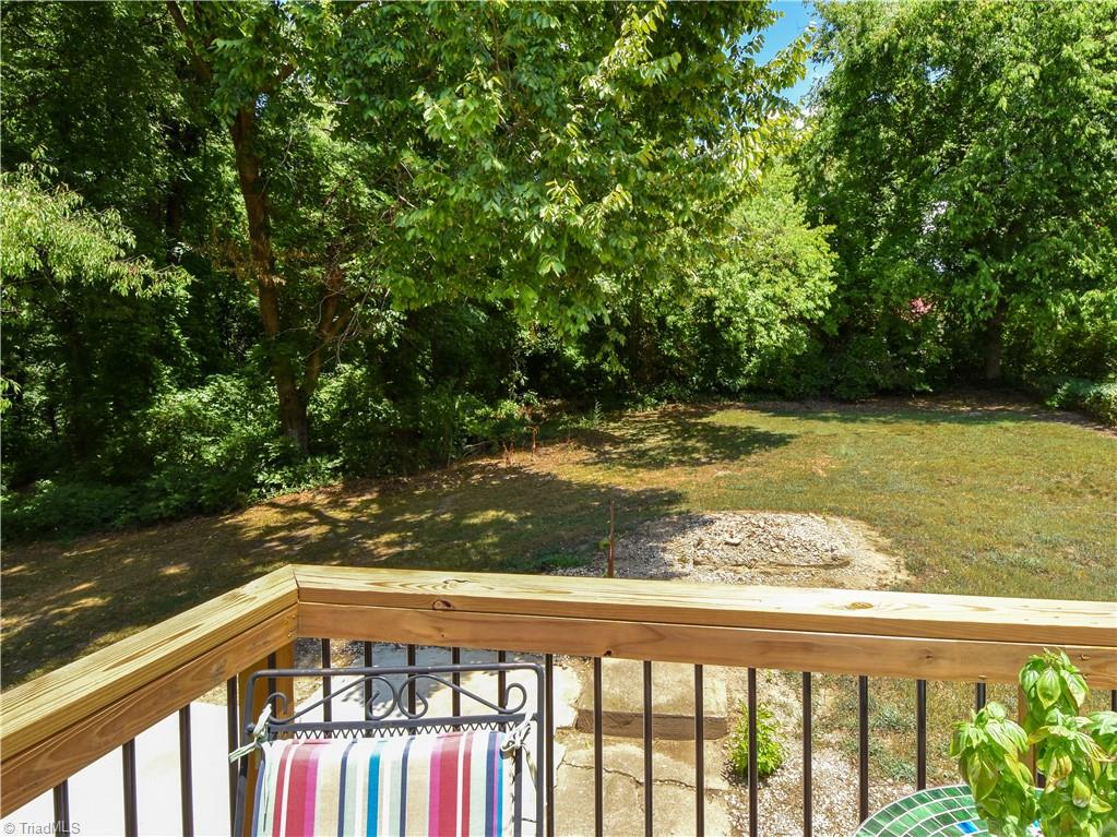 681 Sanford Avenue Property Photo 8