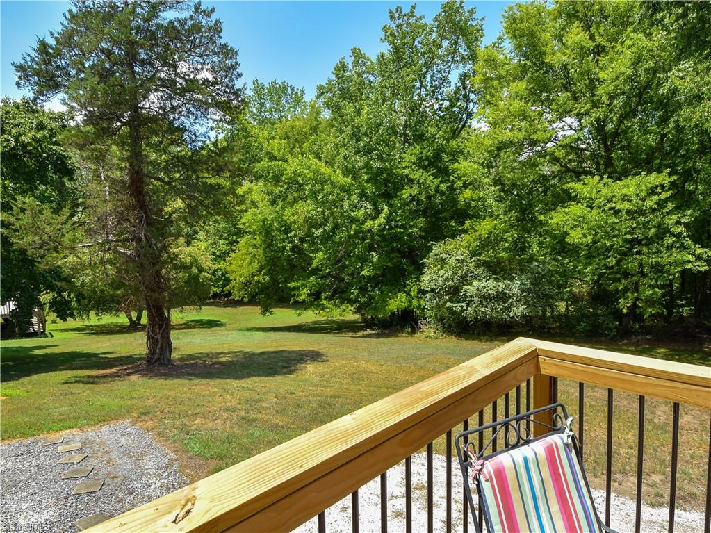 681 Sanford Avenue Property Photo 10