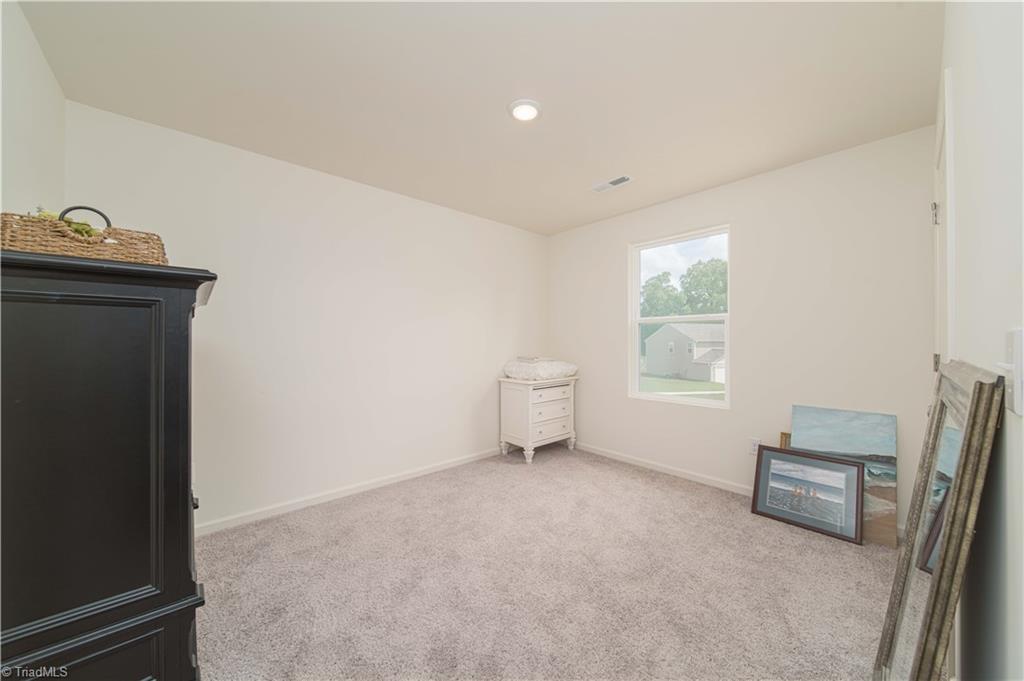 616 Pine Cone Lane Property Photo 18