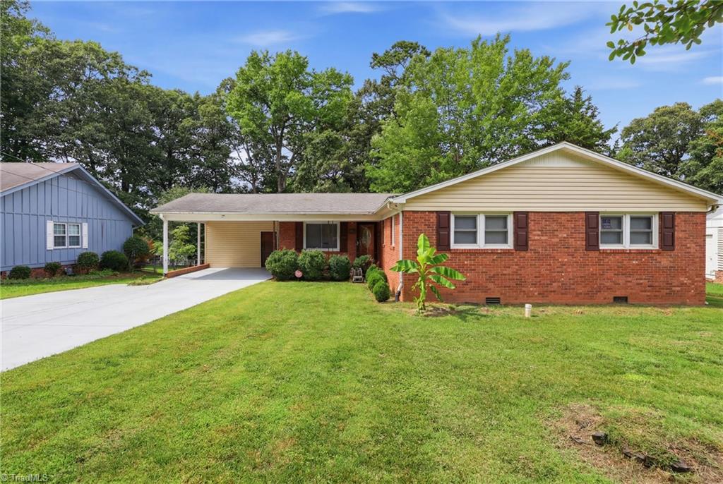1609 Seven Oaks Place Property Photo 1
