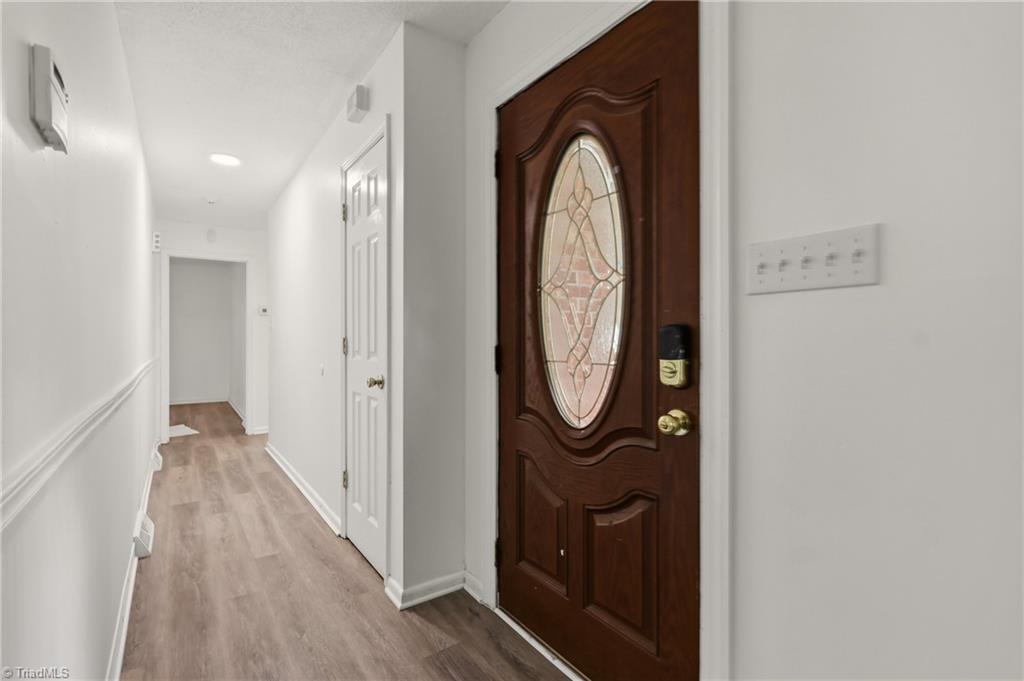 1609 Seven Oaks Place Property Photo 5
