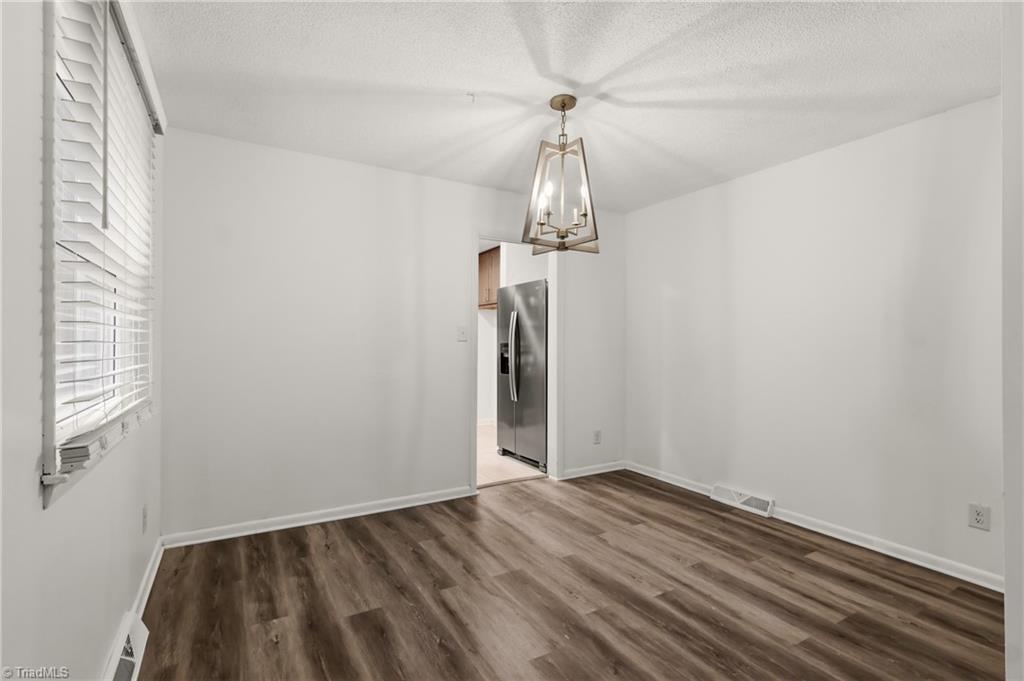 1609 Seven Oaks Place Property Photo 7