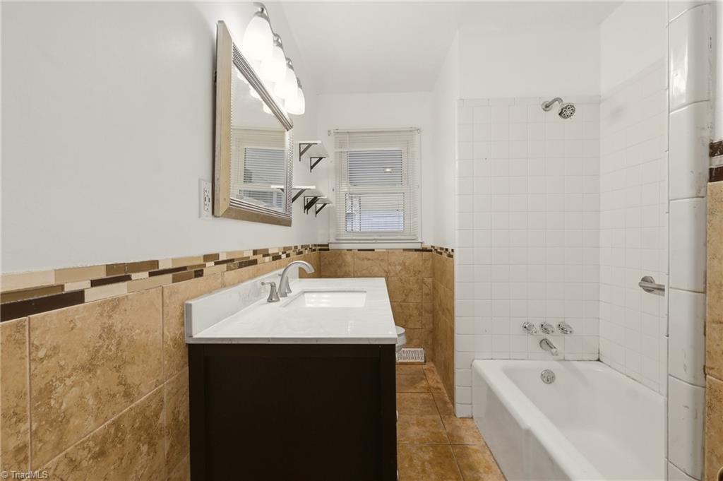 1609 Seven Oaks Place Property Photo 21