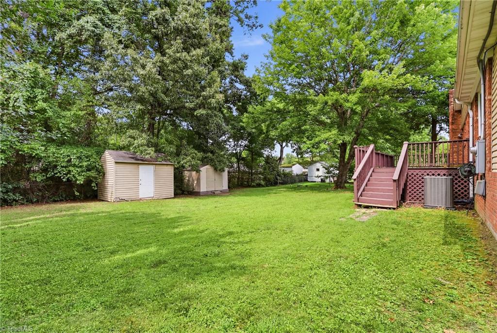 1609 Seven Oaks Place Property Photo 26