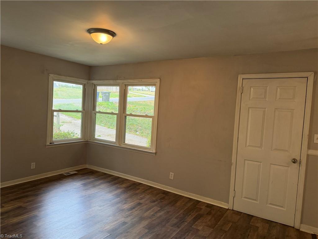 3631 Yale Avenue Property Photo 3