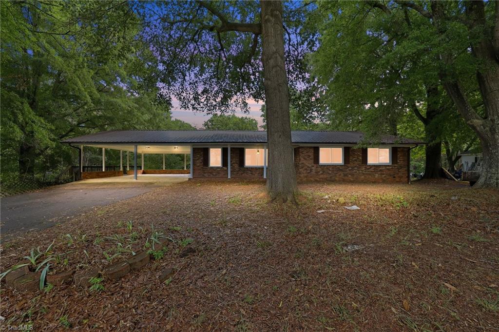 1078 River Road Property Photo 1