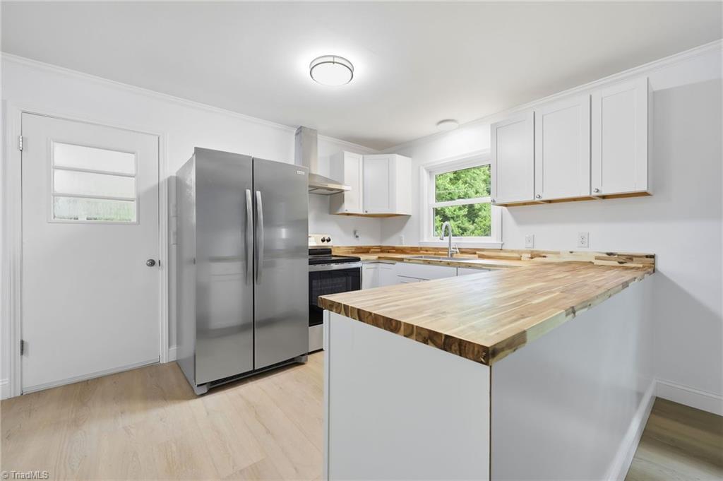 1078 River Road Property Photo 3