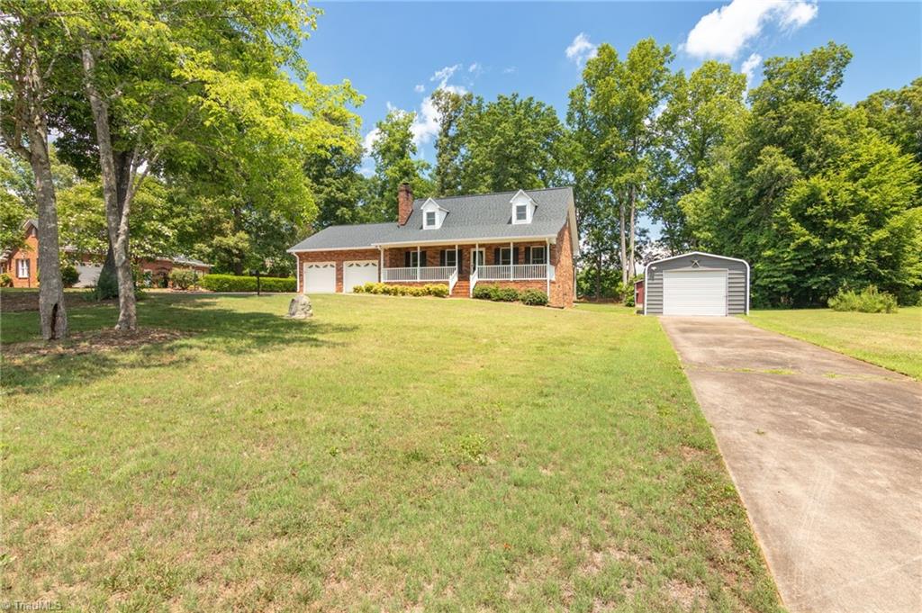 2301 Old Us Highway 421 E Property Photo 2