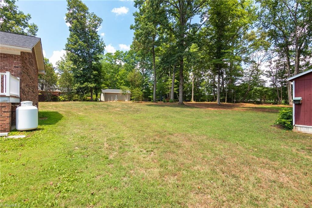 2301 Old Us Highway 421 E Property Photo 26