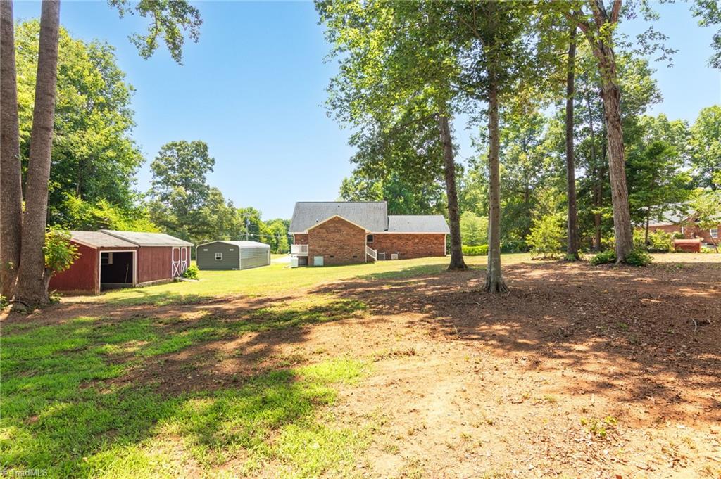 2301 Old Us Highway 421 E Property Photo 28