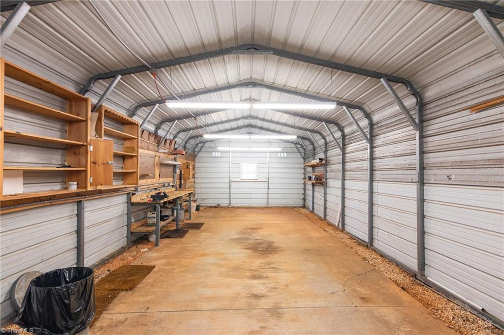 2301 Old Us Highway 421 E Property Photo 31
