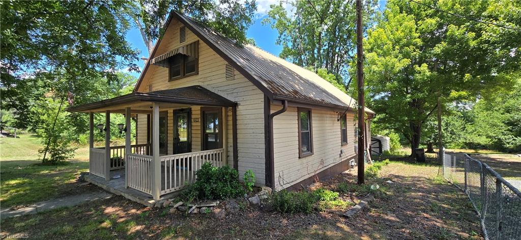 603 Mangum Road Property Photo 1