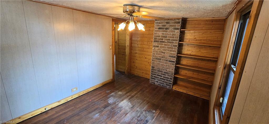 603 Mangum Road Property Photo 6
