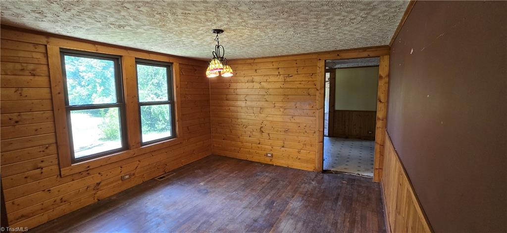 603 Mangum Road Property Photo 8