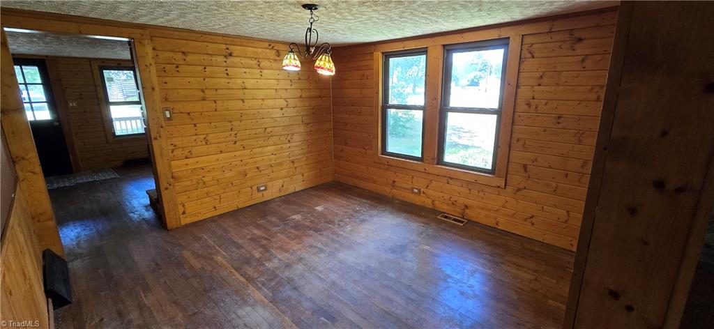 603 Mangum Road Property Photo 10