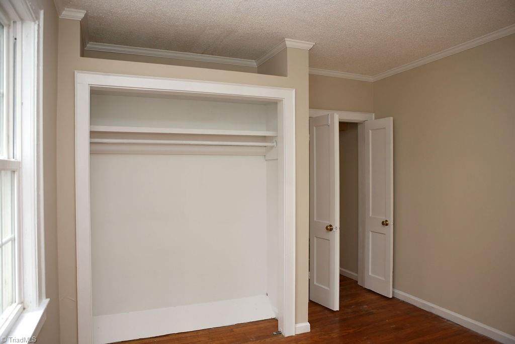 1806 Walker Avenue # A Property Photo 4