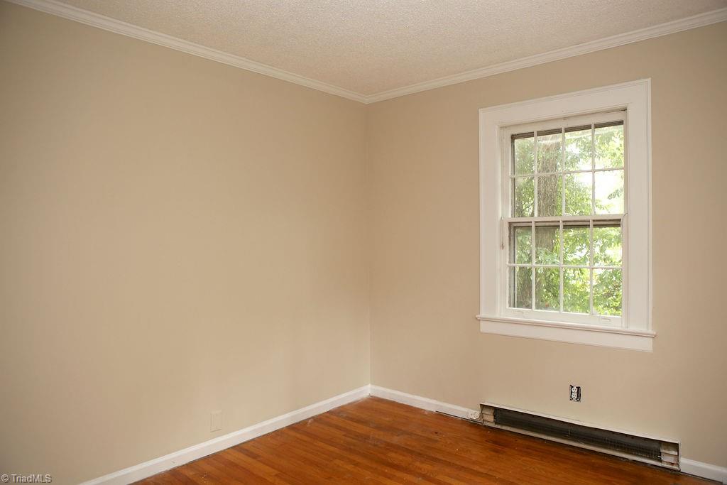 1806 Walker Avenue # A Property Photo 5
