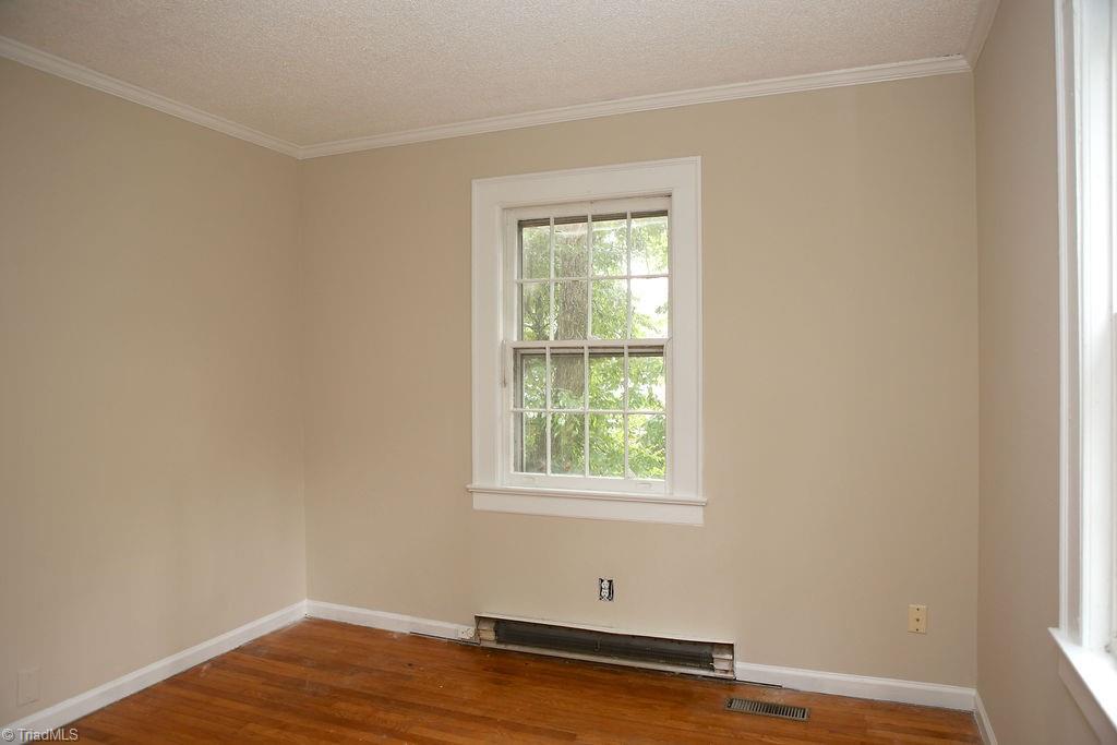 1806 Walker Avenue # A Property Photo 6